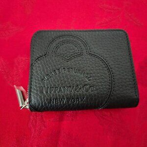 Tiffany & Co. Please Return to Tiffany & Co. New York Black Wallet Card Case